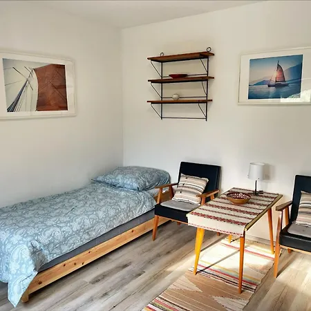 Alma2 Vendeghaz Apartment