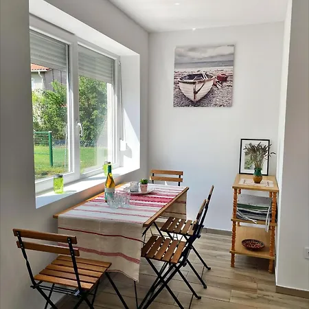 Alma2 Vendeghaz Revfulop